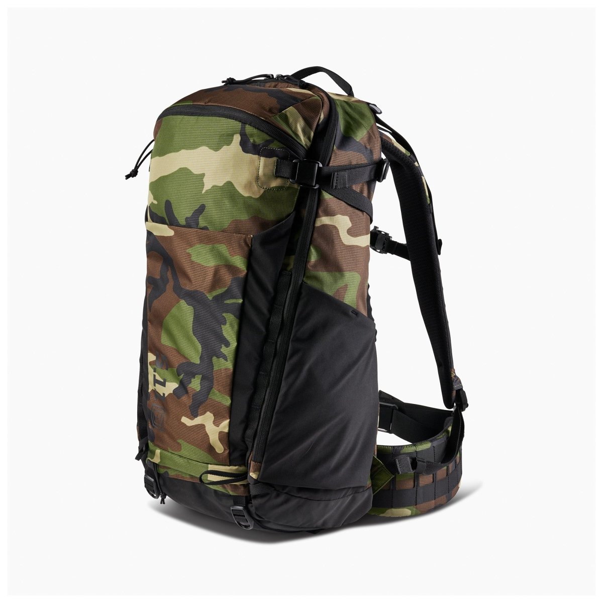 MOCHILA TACTICA 5.11 - SKYWEIGHT CAMO 36L - Risk Top Tactical