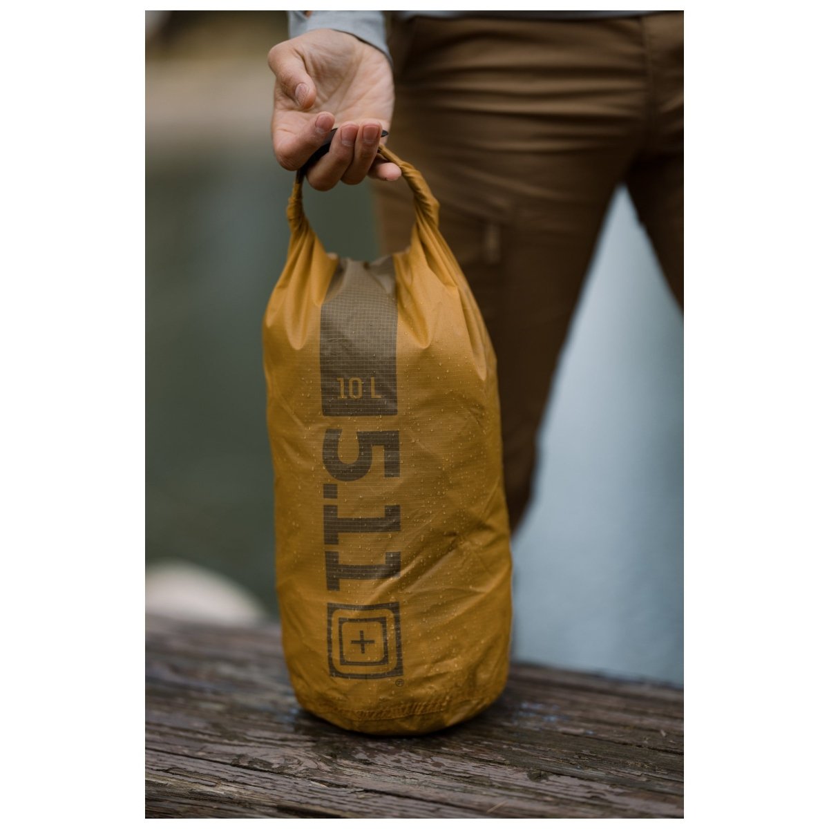 BOLSA 5.11 - ULTRALIGHT DRY BAG 10L - Risk Top Tactical