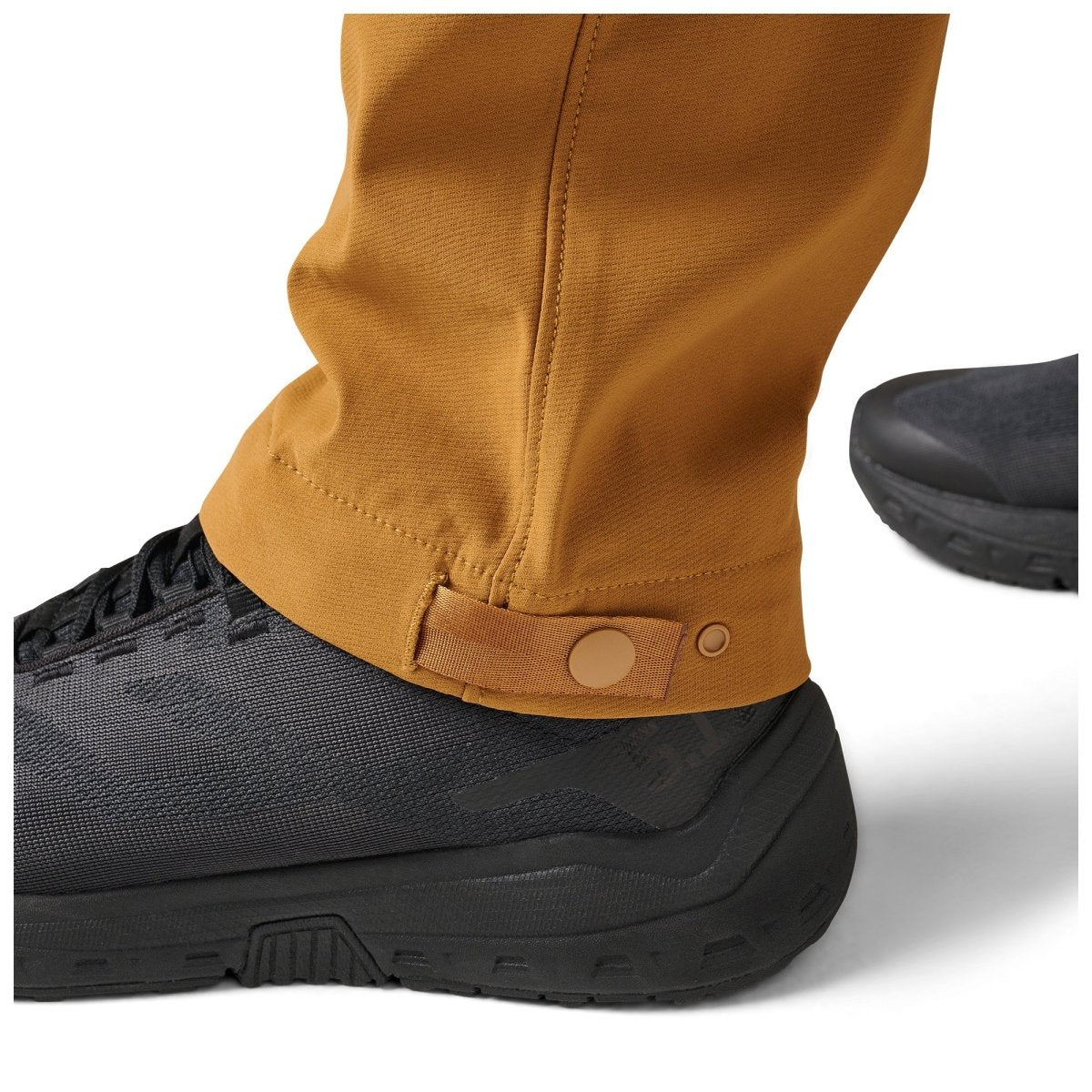 PANTALON TACTICO 5.11 - CERES SOFTSHELL PARA MUJER - Risk Top Tactical