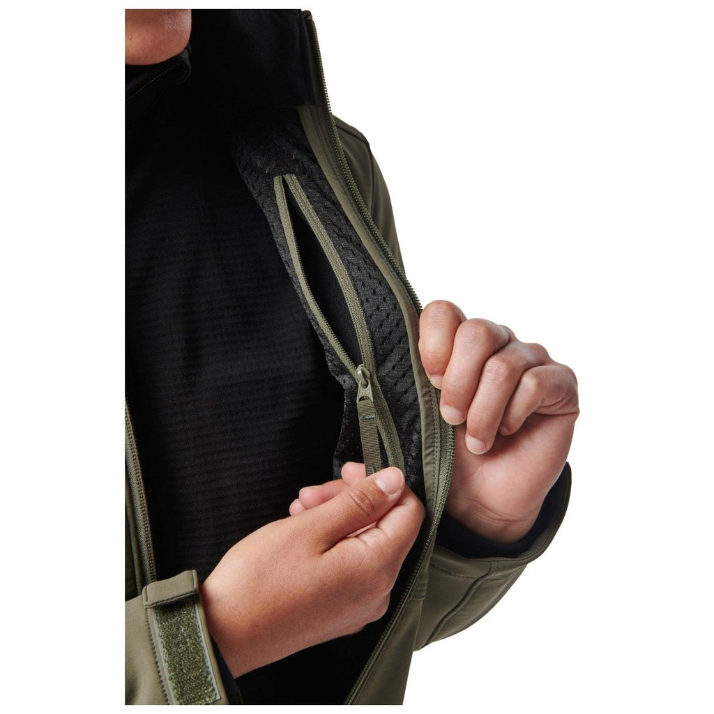 CHAMARRA 5.11 - LEONE SOFTSHELL PARA MUJER - Risk Top Tactical